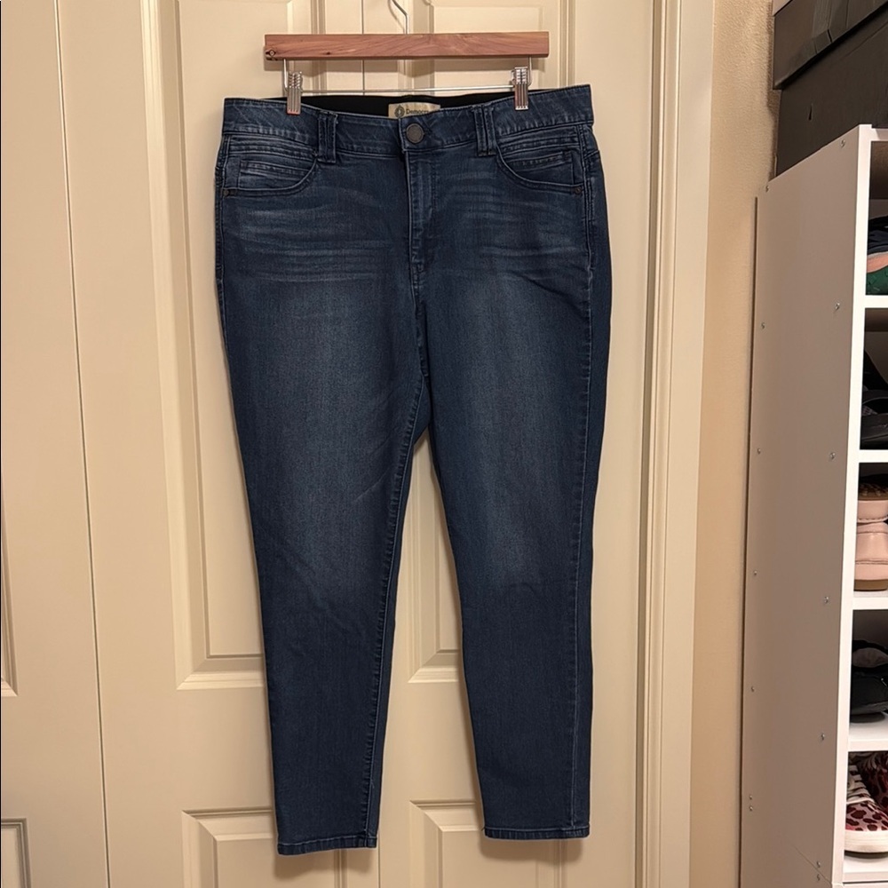 Democracy Blue Ankle Cropped Skinny Jeans - Picture 1 of 10